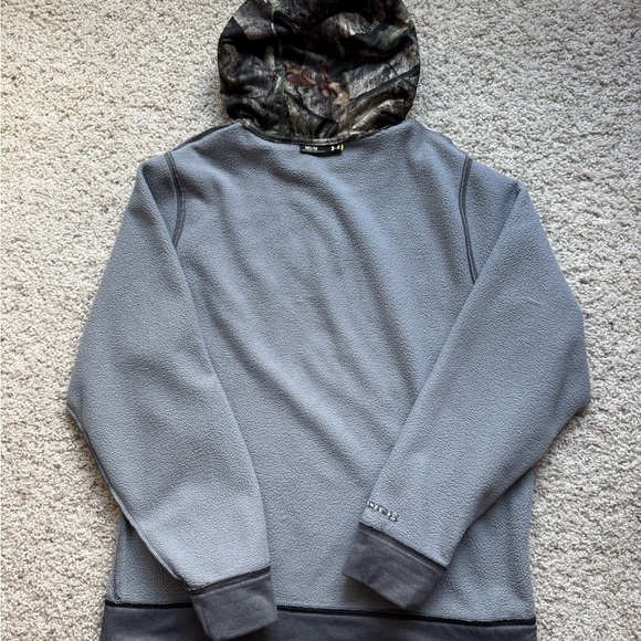 Men’s Under Armour Hoodie - Picture 10 of 13